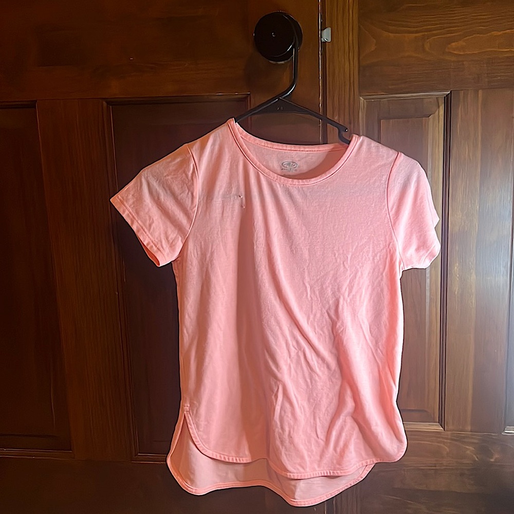 Cute pink athletic shirt! Kids 10-12 :)